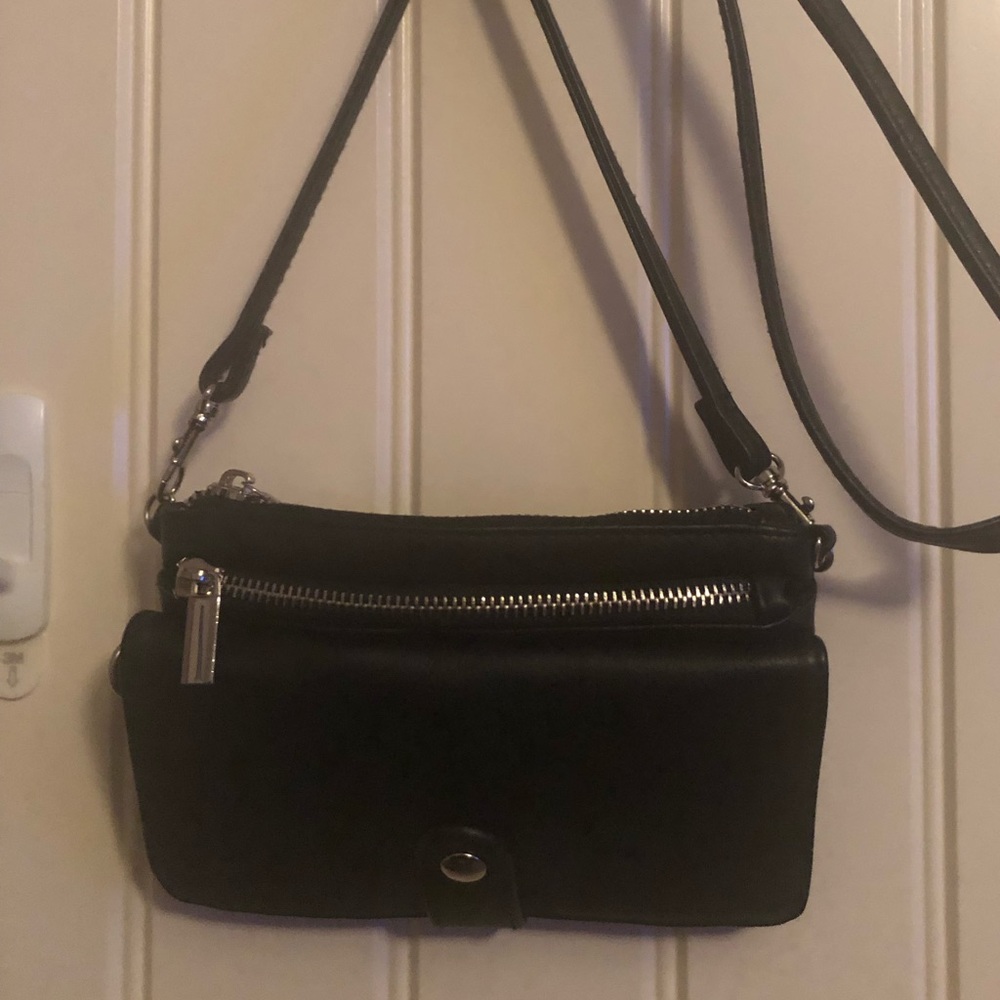 Crossbody purse